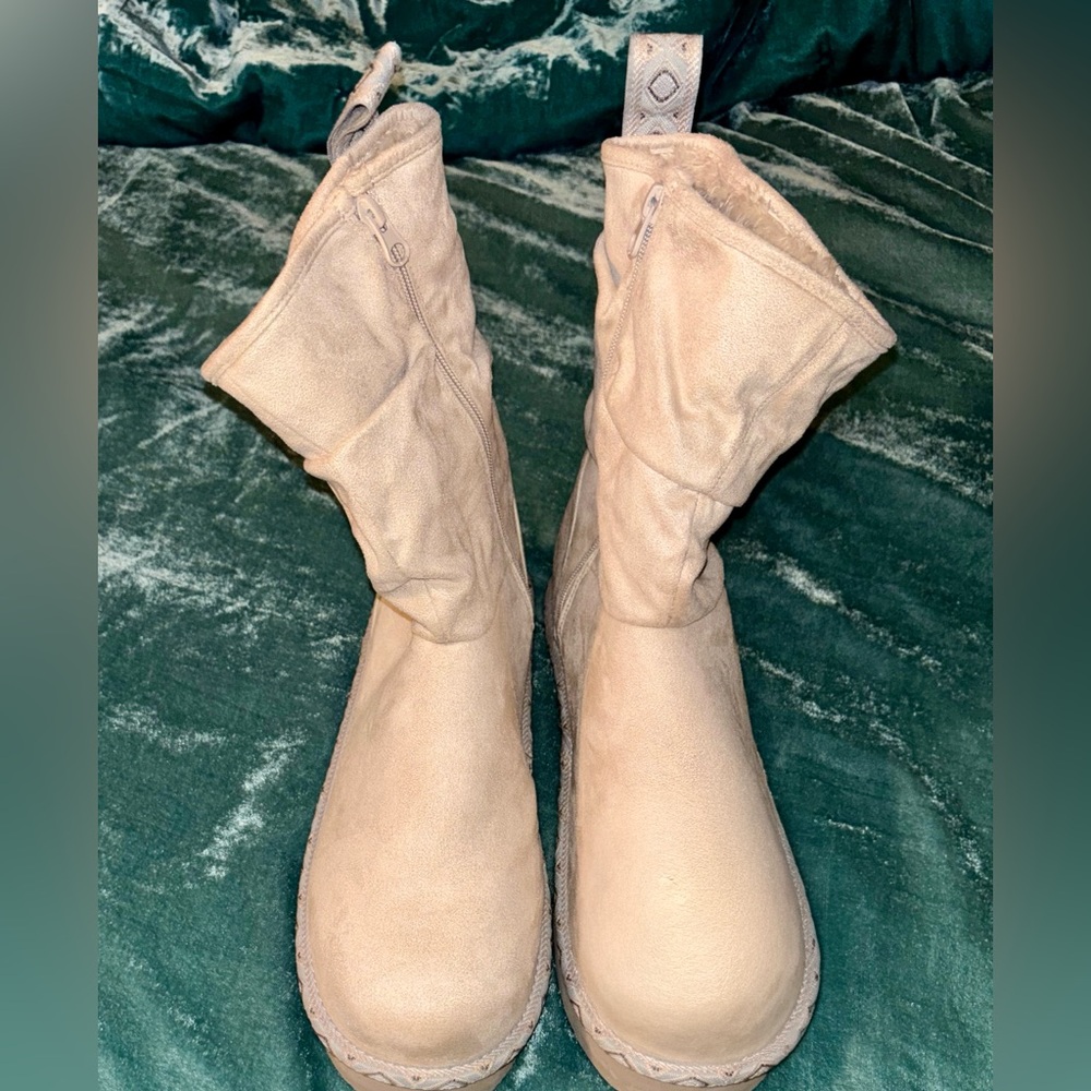 ☃️MUKLUKS☃️SHEARLING BOOTIES - Picture 2 of 8